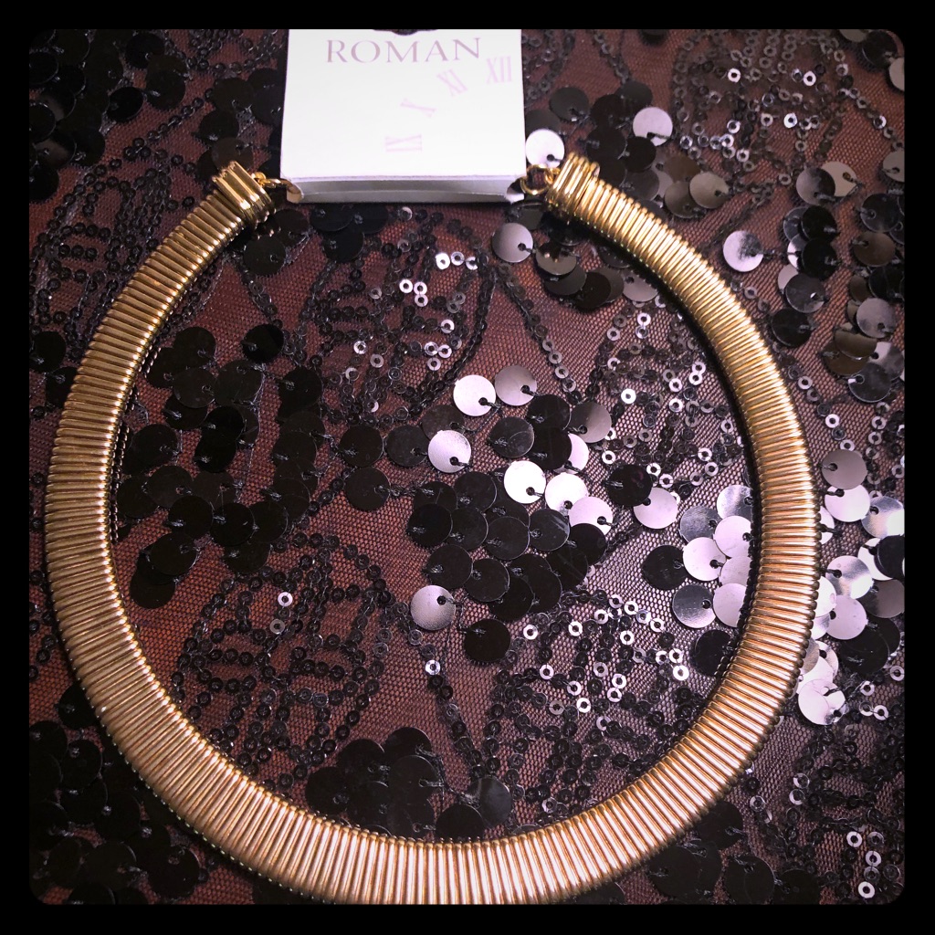 Roman Gold Necklace Nwt 12$